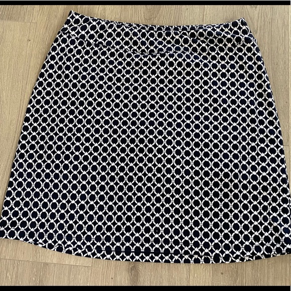 Segments Luxe Pants - 🎀2 for $15🎀 blk & white EUC skort M/L